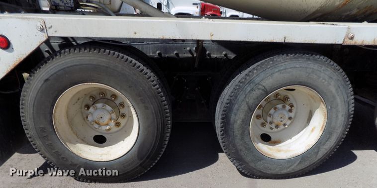 image for item DG2621 2000 Sterling L-Line  ready mix truck