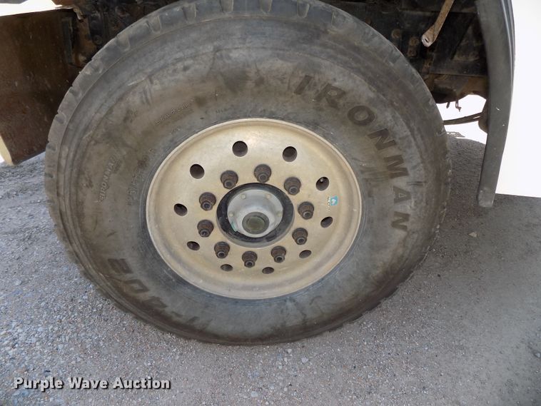 image for item DG2621 2000 Sterling L-Line  ready mix truck