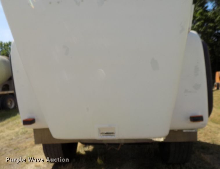 image for item DG2622 1999 International Paystar 5000  ready mix truck