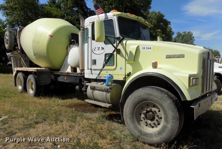image for item DG2623 1999 Kenworth  ready mix truck