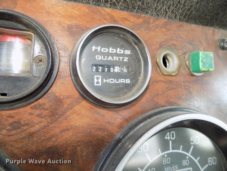 image for item DG2623 1999 Kenworth  ready mix truck