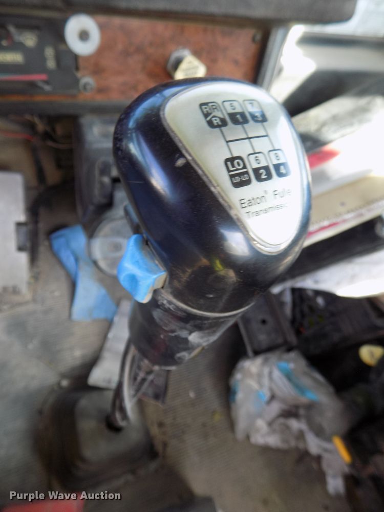 image for item DG2623 1999 Kenworth  ready mix truck