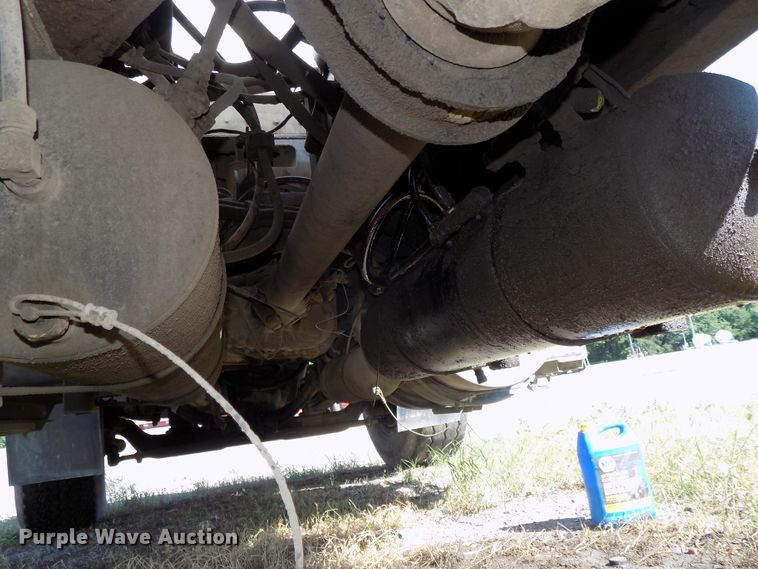 image for item DG2623 1999 Kenworth  ready mix truck