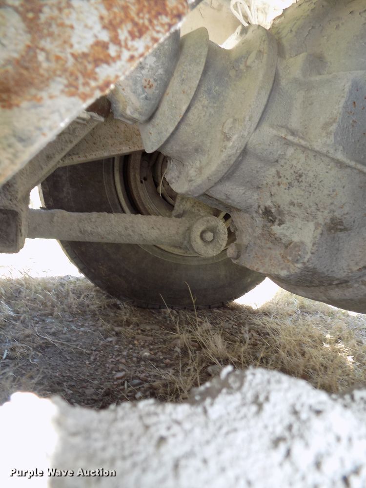 image for item DG2623 1999 Kenworth  ready mix truck