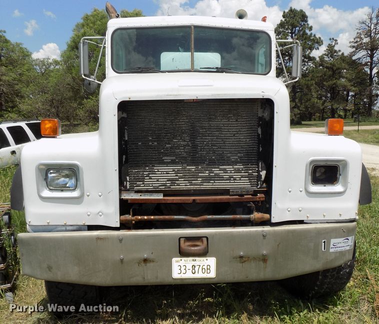 image for item DG2629 1997 International 5000SFR  ready mix truck