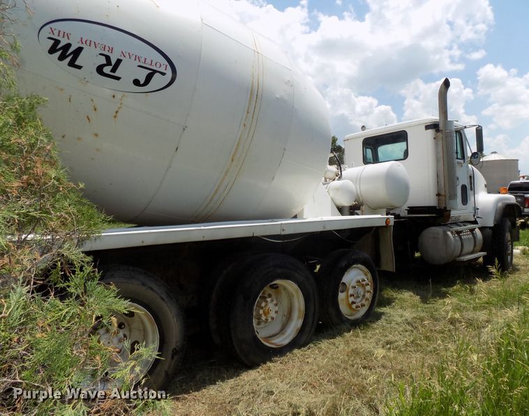 image for item DG2629 1997 International 5000SFR  ready mix truck