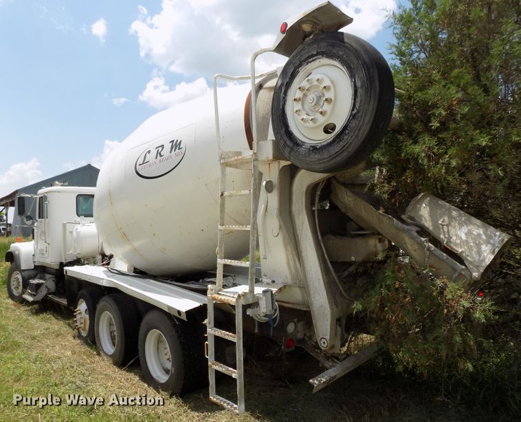 image for item DG2629 1997 International 5000SFR  ready mix truck