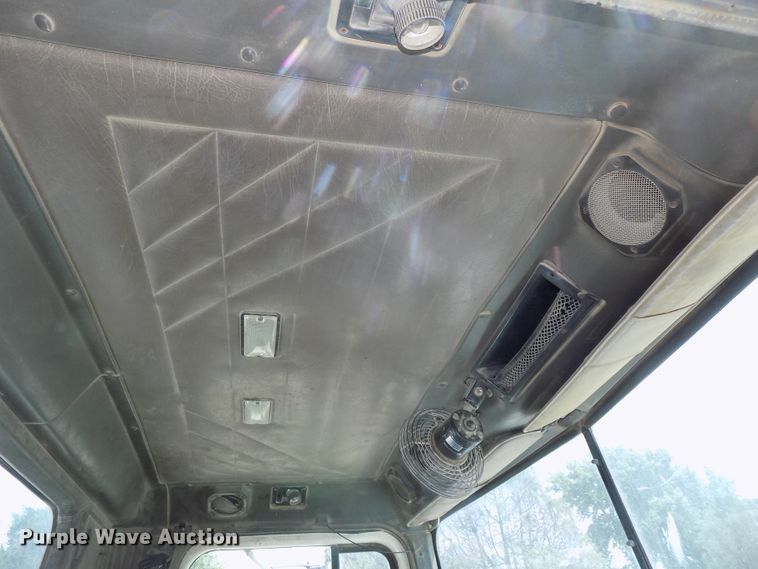 image for item DG2629 1997 International 5000SFR  ready mix truck