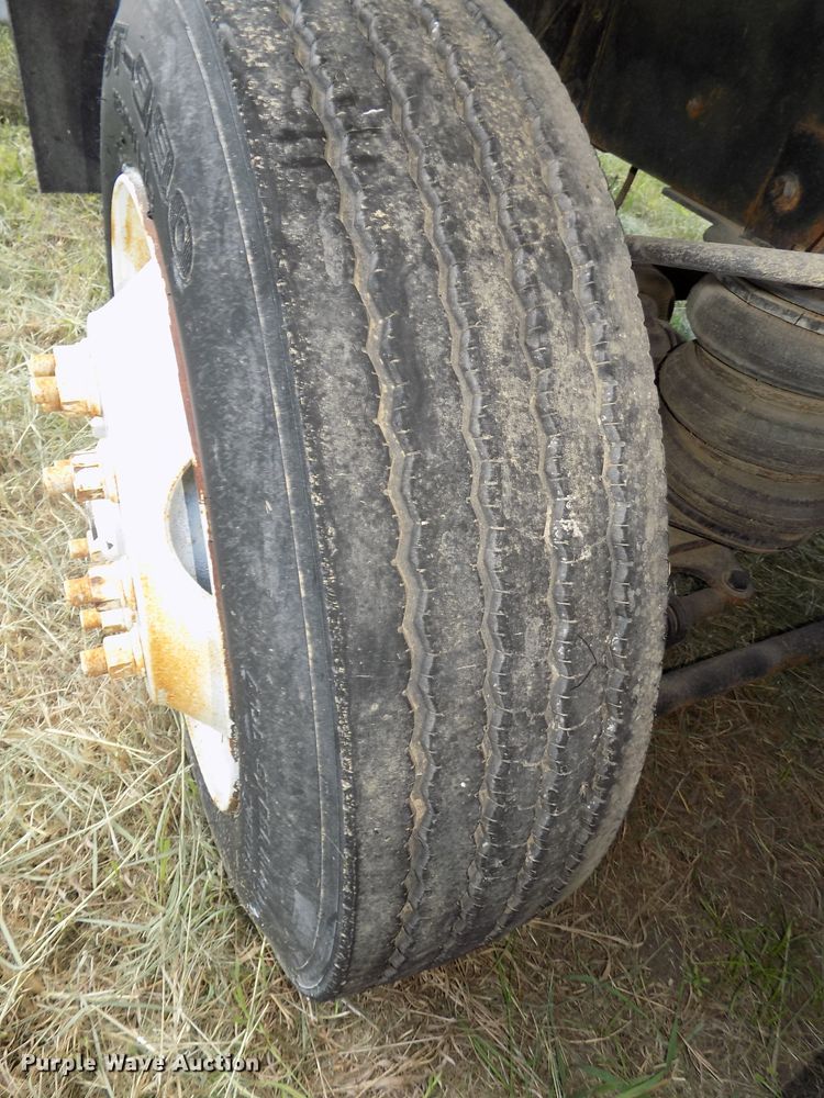 image for item DG2629 1997 International 5000SFR  ready mix truck