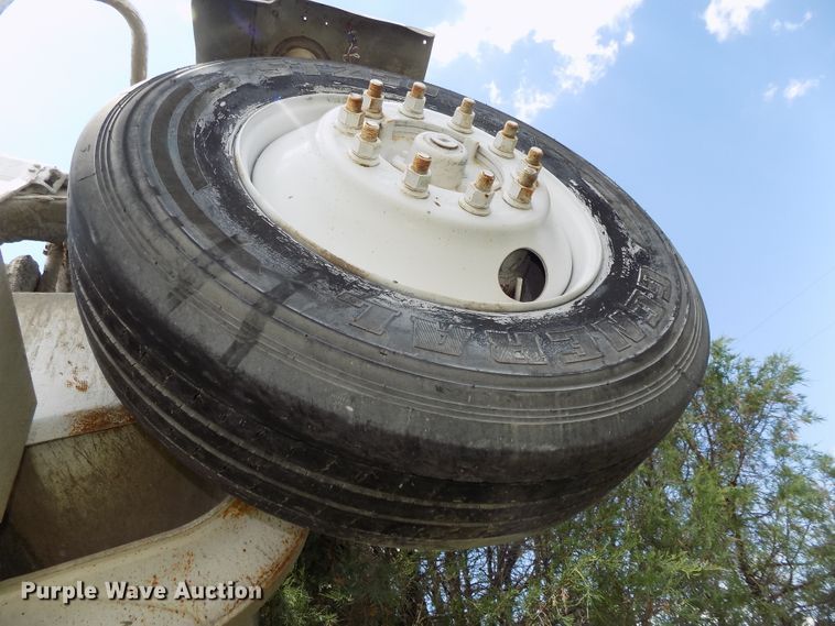 image for item DG2629 1997 International 5000SFR  ready mix truck