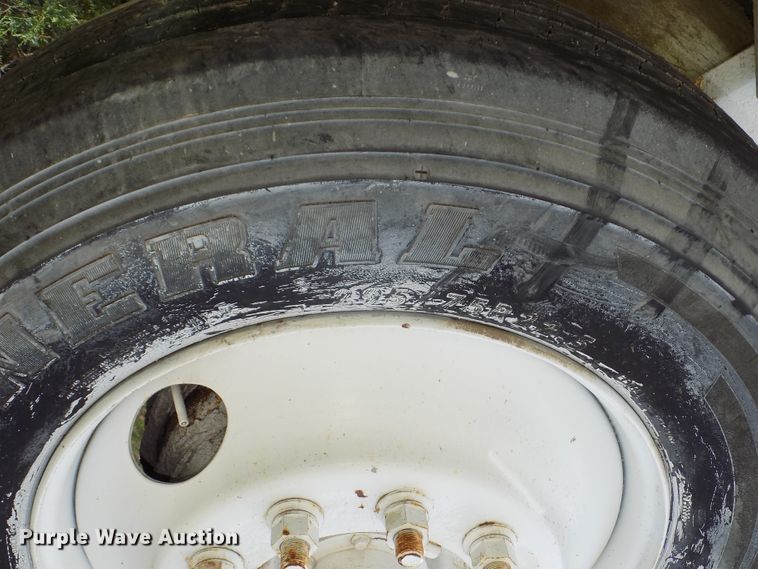 image for item DG2629 1997 International 5000SFR  ready mix truck