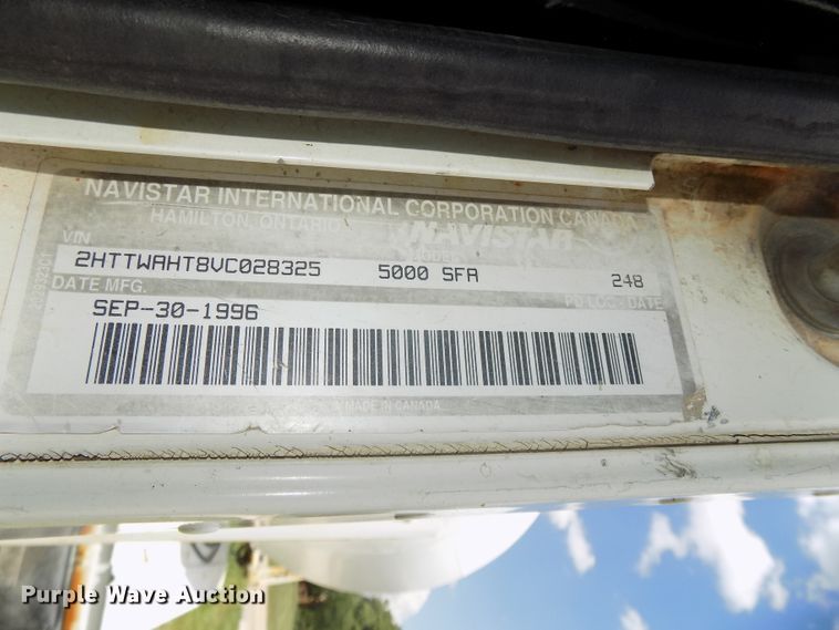 image for item DG2629 1997 International 5000SFR  ready mix truck