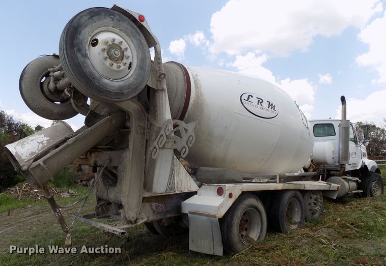 image for item DG2630 2000 Sterling L-Line  ready mix truck