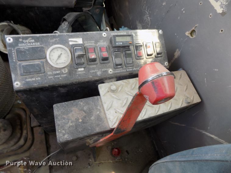 image for item DG2630 2000 Sterling L-Line  ready mix truck