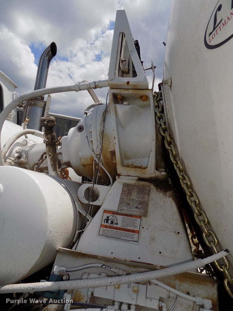 image for item DG2630 2000 Sterling L-Line  ready mix truck