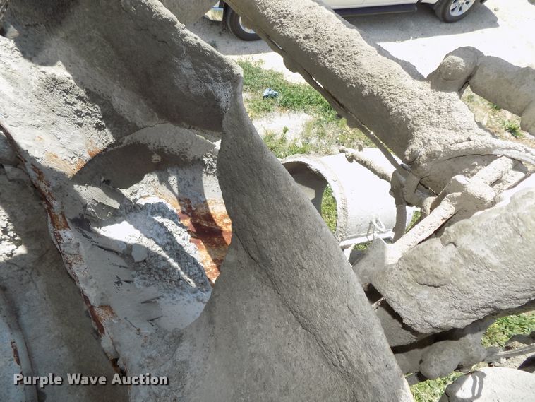 image for item DG2630 2000 Sterling L-Line  ready mix truck