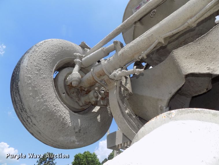 image for item DG2630 2000 Sterling L-Line  ready mix truck