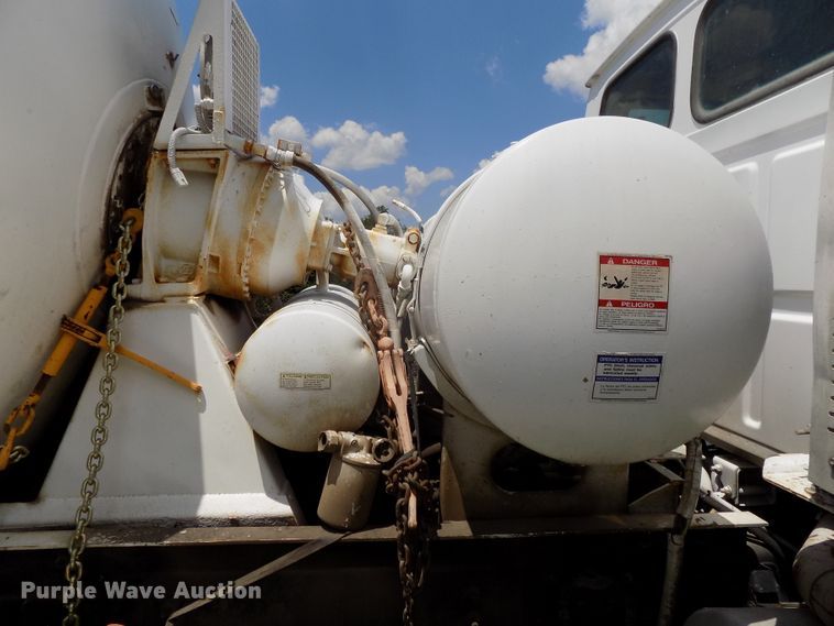 image for item DG2630 2000 Sterling L-Line  ready mix truck