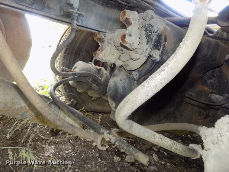 image for item DG2630 2000 Sterling L-Line  ready mix truck