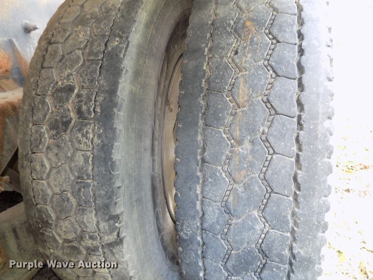 image for item DG2630 2000 Sterling L-Line  ready mix truck