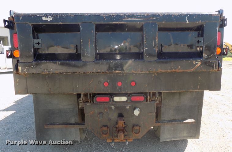 image for item DG2631 2005 Freightliner Business Class M2  dump truck