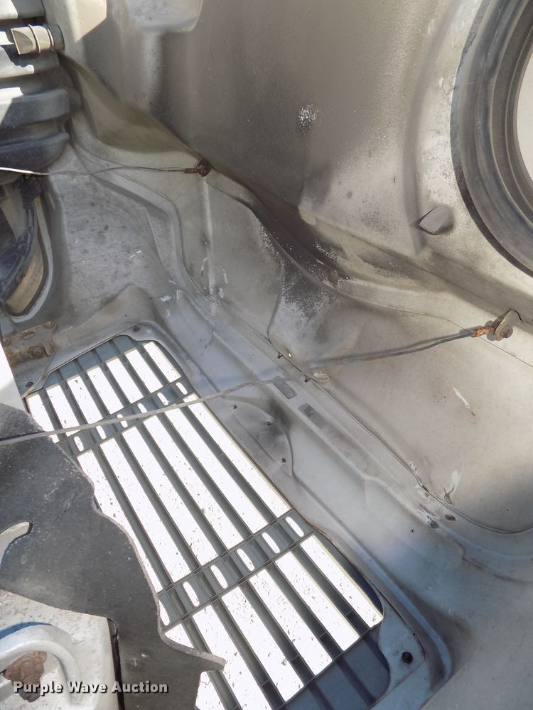 image for item DG2631 2005 Freightliner Business Class M2  dump truck