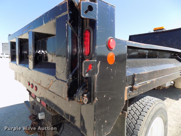 image for item DG2631 2005 Freightliner Business Class M2  dump truck