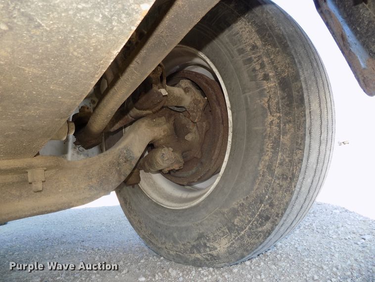 image for item DG2631 2005 Freightliner Business Class M2  dump truck