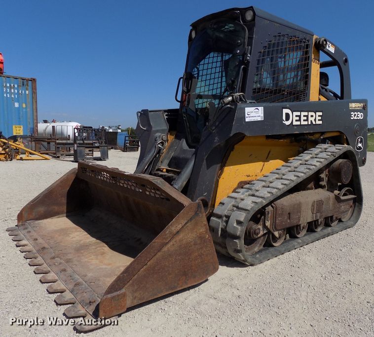 image for item DG2633 2012 John Deere 323DT  tracked skid steer loader