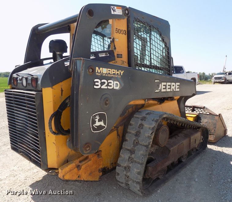 image for item DG2633 2012 John Deere 323DT  tracked skid steer loader