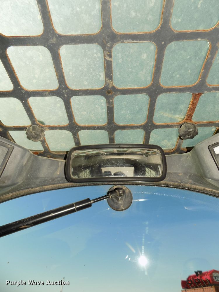 image for item DG2633 2012 John Deere 323DT  tracked skid steer loader