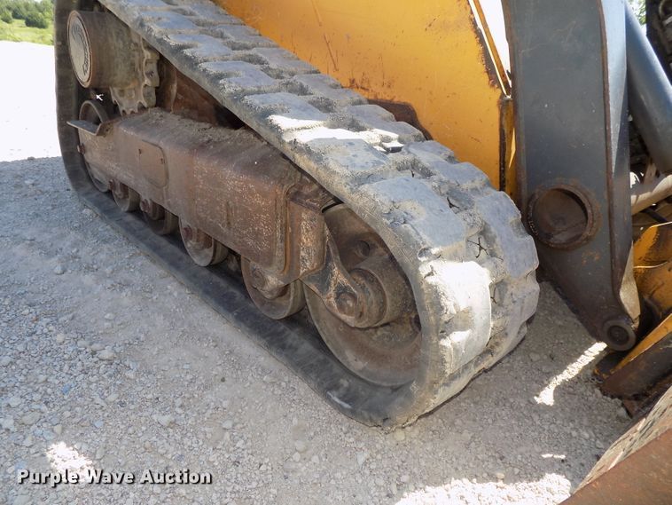 image for item DG2633 2012 John Deere 323DT  tracked skid steer loader