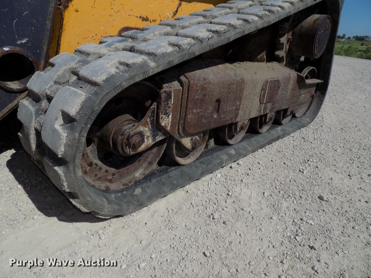 image for item DG2633 2012 John Deere 323DT  tracked skid steer loader