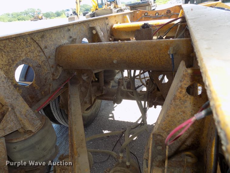 image for item DG2634 2006 Sidumpr side dump trailer