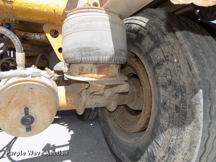 image for item DG2634 2006 Sidumpr side dump trailer