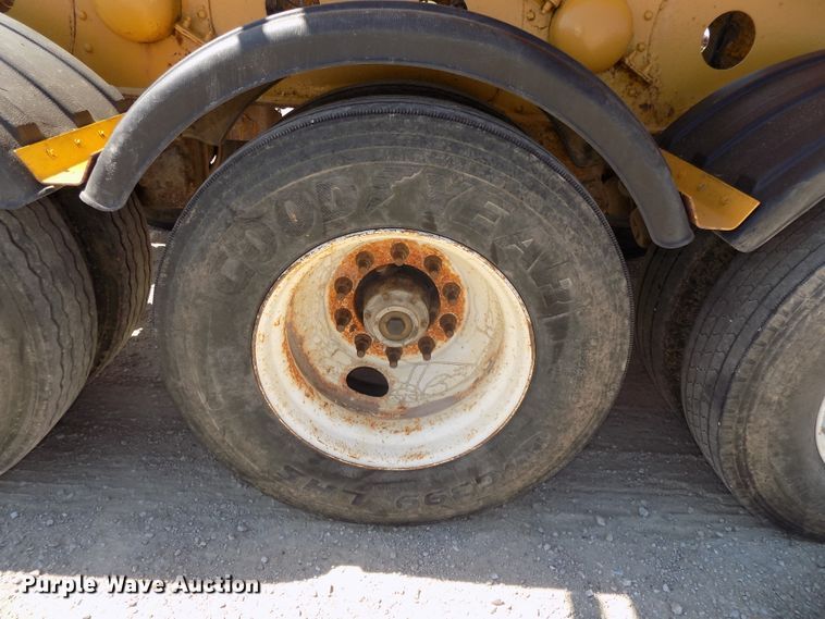 image for item DG2634 2006 Sidumpr side dump trailer