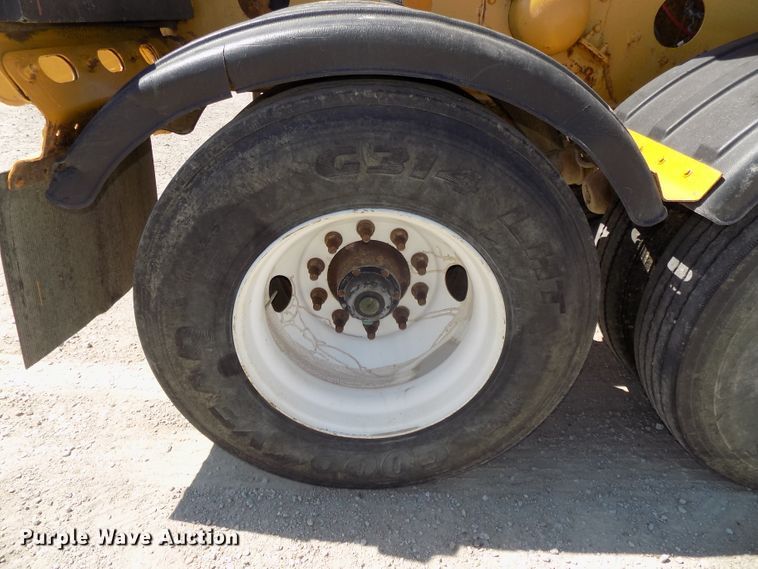 image for item DG2634 2006 Sidumpr side dump trailer