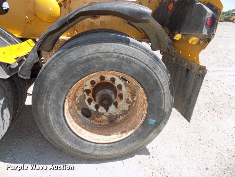 image for item DG2634 2006 Sidumpr side dump trailer