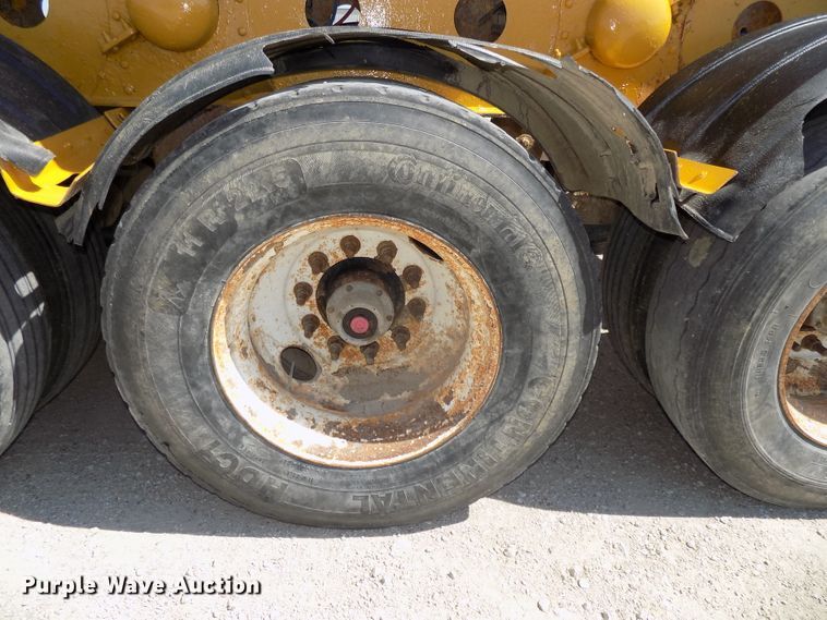 image for item DG2634 2006 Sidumpr side dump trailer