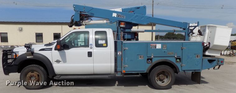 image for item DG2639 2012 Ford F550 Super Duty  SuperCab bucket truck