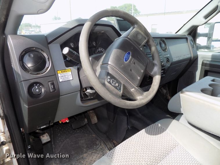 image for item DG2639 2012 Ford F550 Super Duty  SuperCab bucket truck