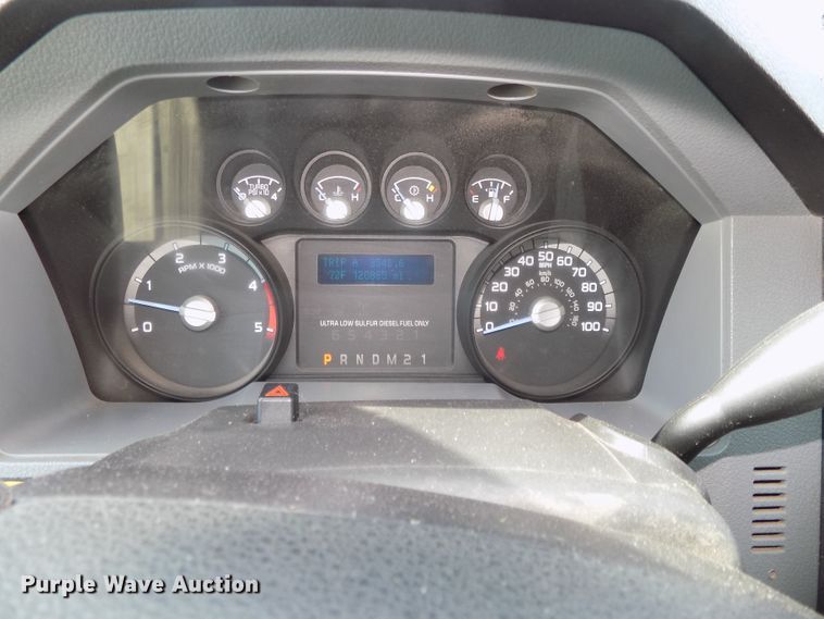 image for item DG2639 2012 Ford F550 Super Duty  SuperCab bucket truck