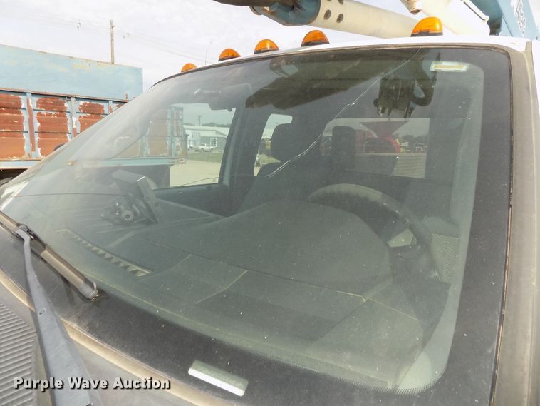 image for item DG2639 2012 Ford F550 Super Duty  SuperCab bucket truck