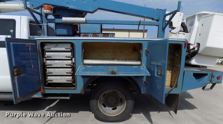 image for item DG2639 2012 Ford F550 Super Duty  SuperCab bucket truck