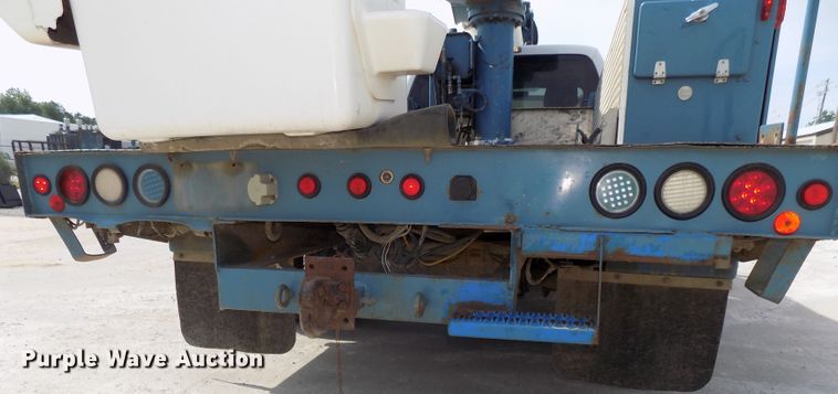 image for item DG2639 2012 Ford F550 Super Duty  SuperCab bucket truck