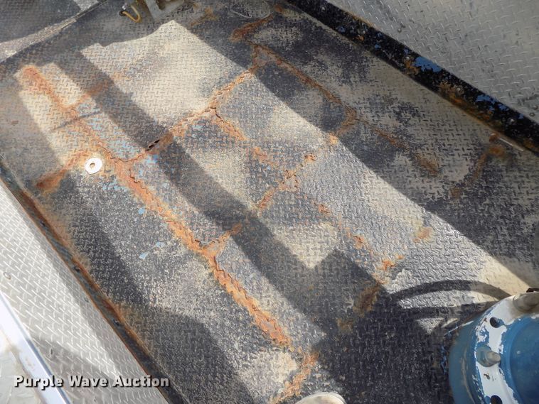 image for item DG2639 2012 Ford F550 Super Duty  SuperCab bucket truck