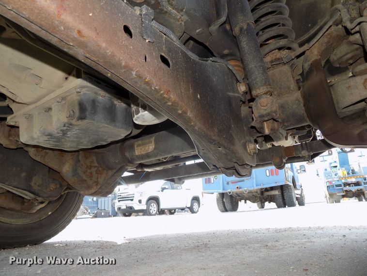 image for item DG2639 2012 Ford F550 Super Duty  SuperCab bucket truck