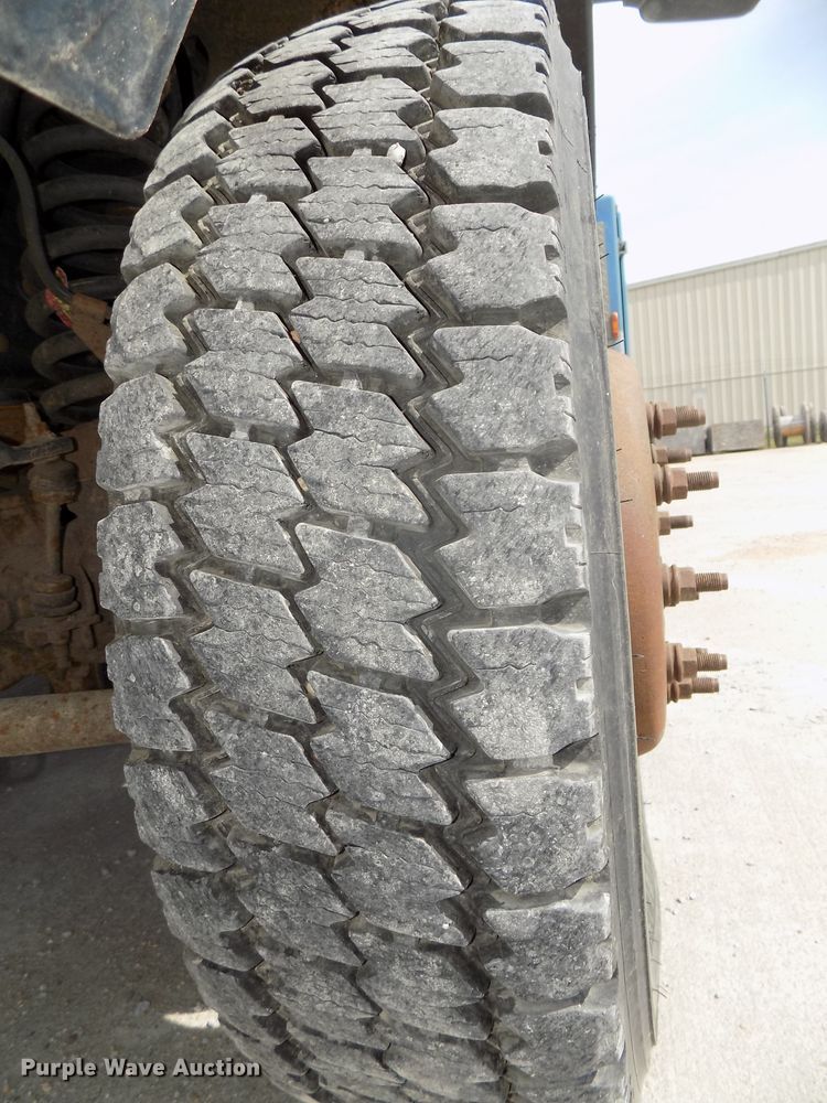 image for item DG2639 2012 Ford F550 Super Duty  SuperCab bucket truck