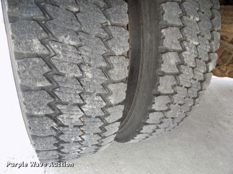 image for item DG2639 2012 Ford F550 Super Duty  SuperCab bucket truck