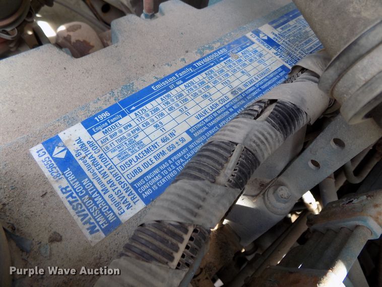 image for item DG2640 1996 International 4900  dump truck